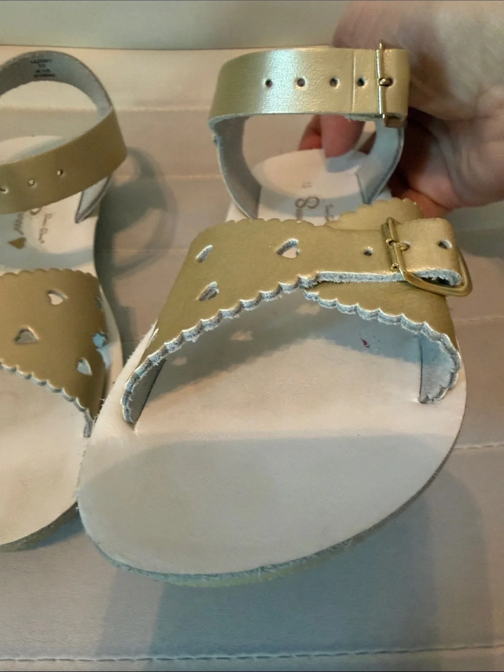 Salt Water Sun San Sweetheart Girls Metallic Gold Heart Strap Sandals size 14